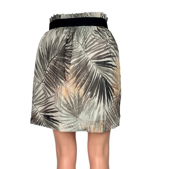 H&M Green Gray Palm Tropical Print Elastic Waist Pull On Mini A Line Skirt Sz 6 - Picture 3 of 5